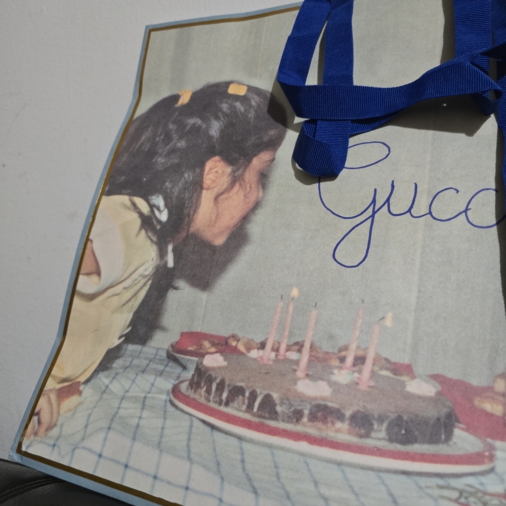 Gucci Birthday Cake & Candles Gift Shopping Bag 19 x 14 x 6.5 AUTHENTIC RARE - Picture 5 of 10